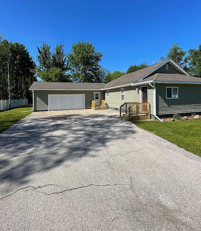 3121 Boy Scout Rd - Property Image