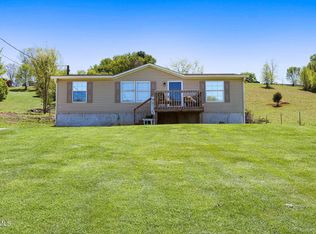 1424 Parton Loop, Greeneville, TN 37743