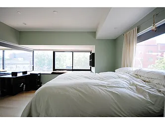 Sold by Aclawrence
