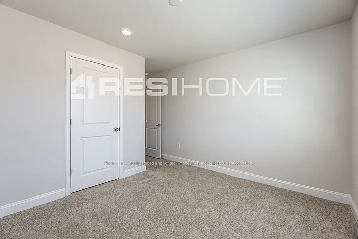 138 Aurora Ln — Photo 14
