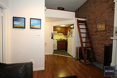 Rented by Bond New York