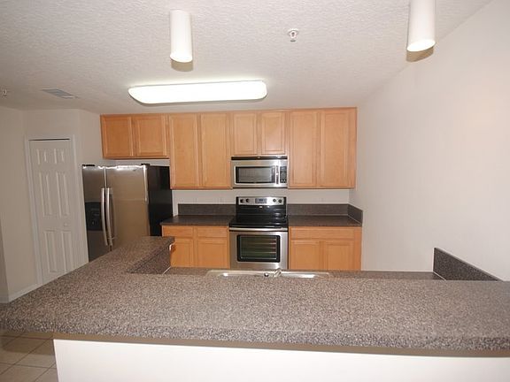 4th image of 13856 Herons Landing Way APT 7