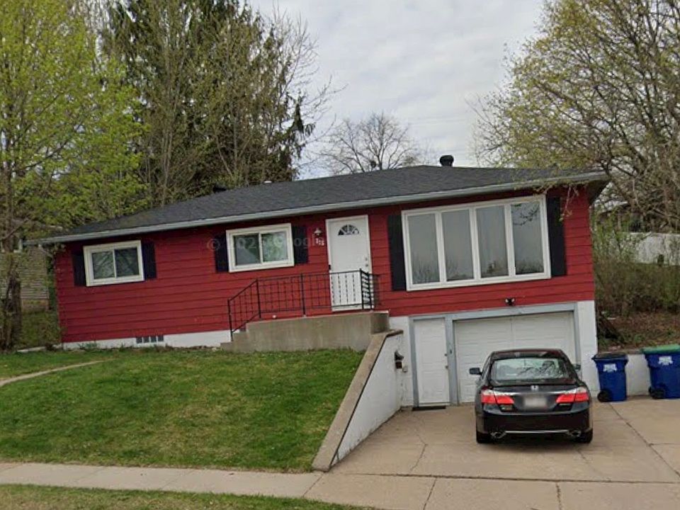 1st image of 216 N 11th Ave