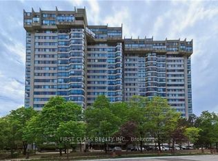 200 Robert Speck Pkwy #202, Mississauga, ON L4Z 1S3