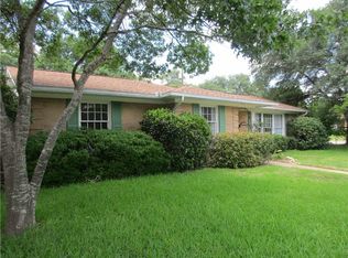 5904 Bullard Dr, Austin, TX 78757