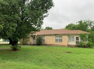 216 W 3rd St, Justin, TX 76247