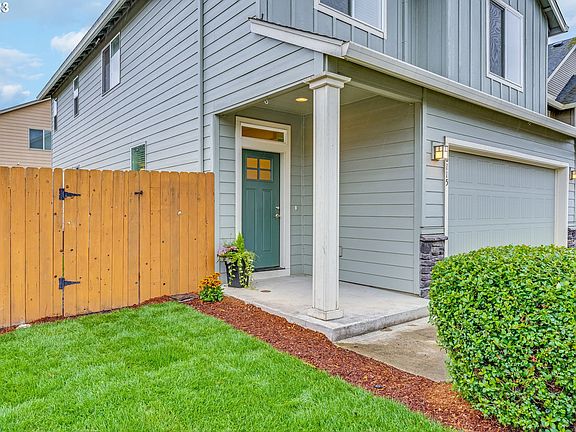 2nd image of 6115 NE 57th Pl