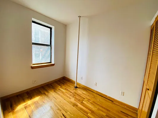 Rented by Crosstown Apartments NYC | media 23