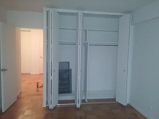 Rented by Carlyle Property Management | media 13