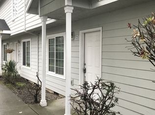 11933 SE Ankeny St APT 2, Portland, OR 97216