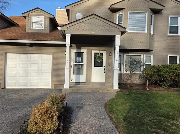 38 Stone Trl #D, North Providence, RI 02904