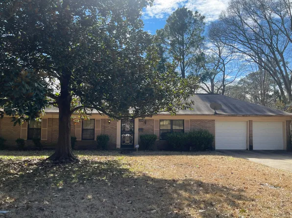 1559 Wood Glen Dr, Jackson, MS 39204