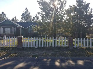 109 Palomino Dr, Big Bear City, CA 92314