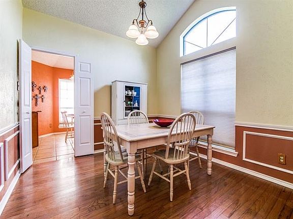 5th image of 1217 Lochness Ln
