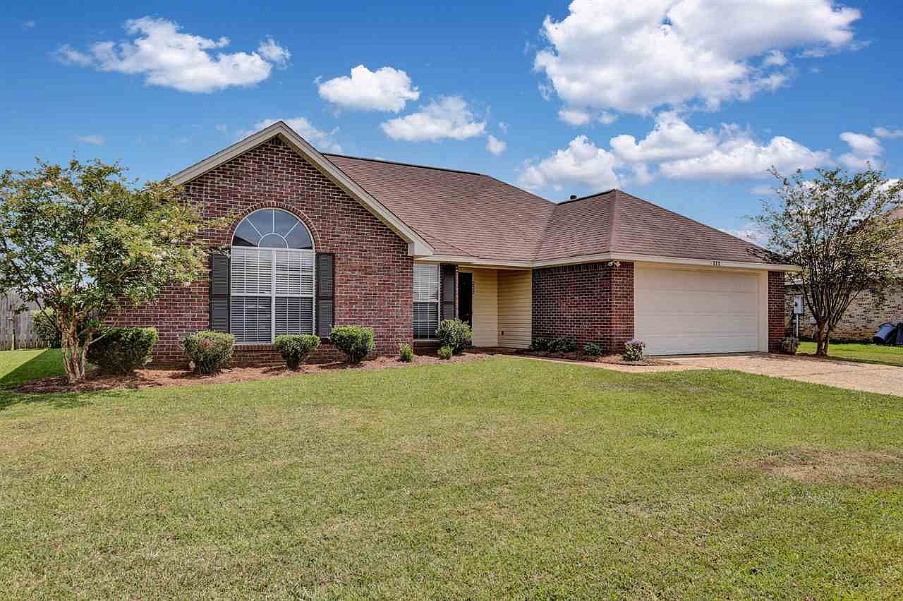 232 Austin Cir, Byram, MS 39272 | Zillow