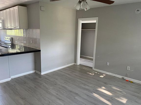 3rd image of 1541 16th St N #212