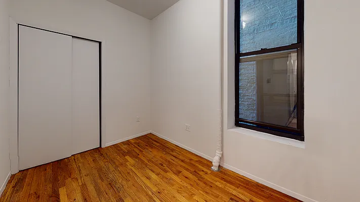 Rented by Bond New York | media 10