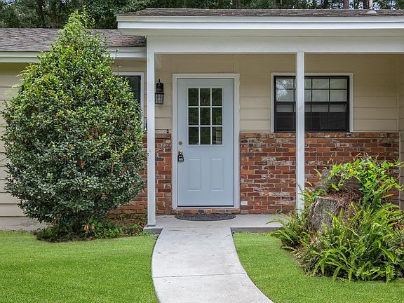3rd image of 2795 Faringdon Dr