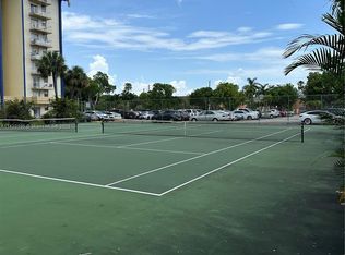 4550 NW 9th St APT 802E, Miami, FL 33126