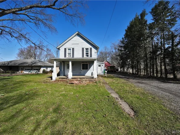 167 Newman St, Springville, NY 14141