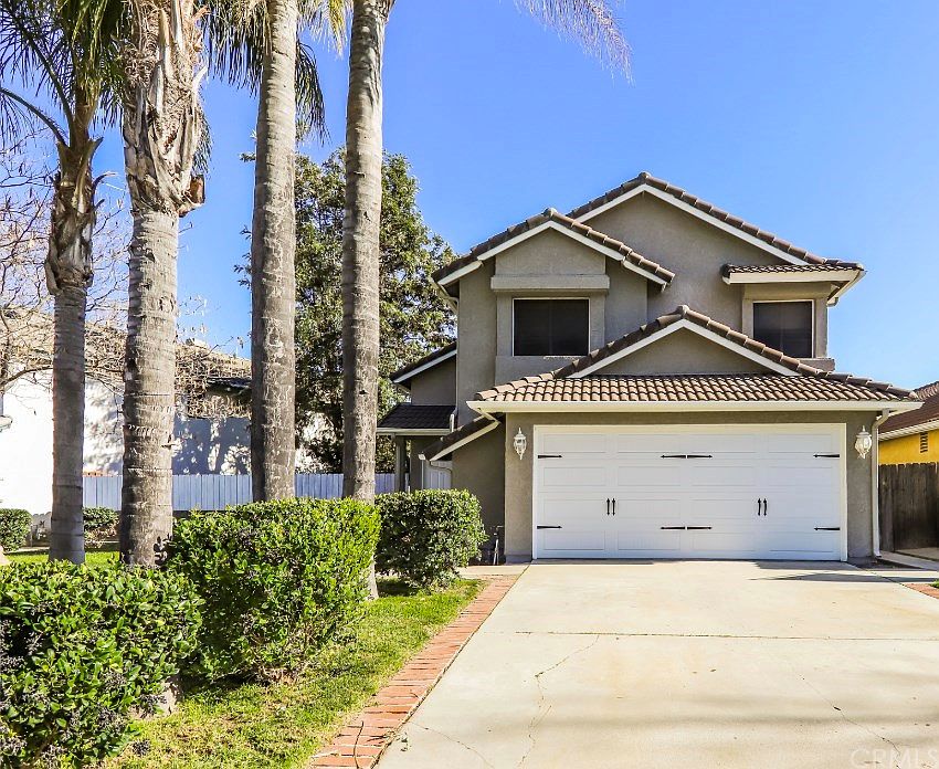 1st image of 45264 Esmerado Ct