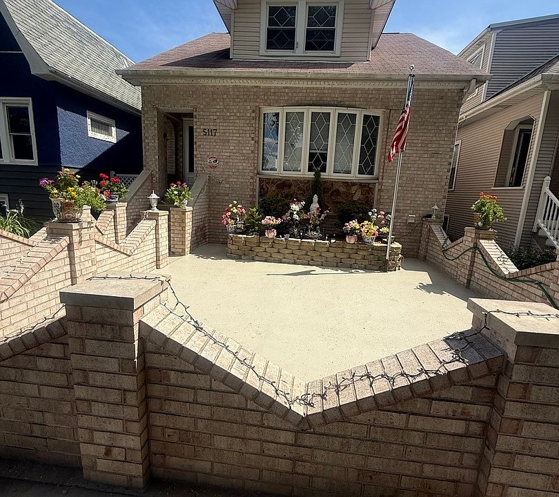 1st image of 5117 N Kolmar Ave