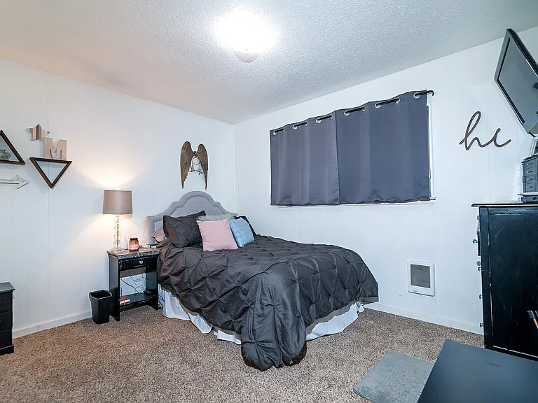 Campus Village — Photo 9
