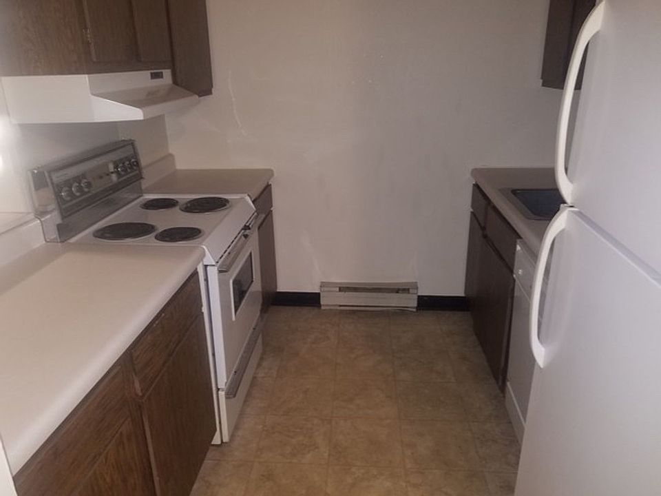 557 E Park Ave APT 107 Chippewa Falls WI 54729 Zillow