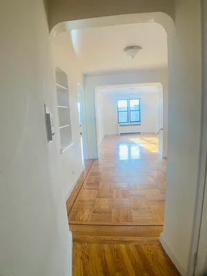 Rented by Prime City Listings LLC | media 4