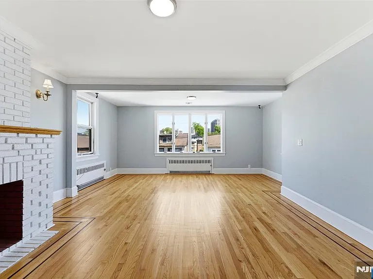 773 Kingsland Ave — Photo 6