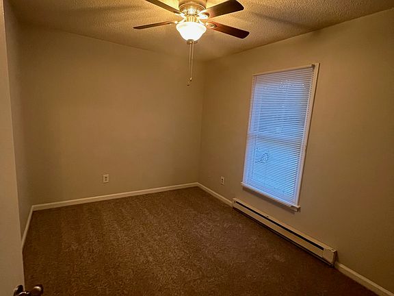 5th image of 533 Holding St #533