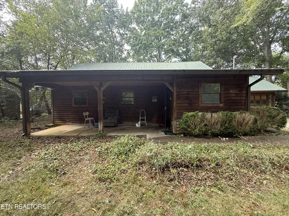 240 Karen Dr, Spring City, TN 37381