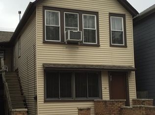 2131 W Race Ave, Chicago, IL 60612
