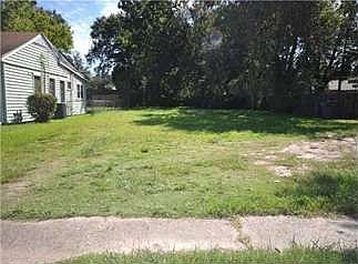 1st image of 1815 8th Ave