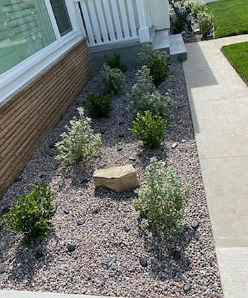2nd image of 2834 S Bentley Ave