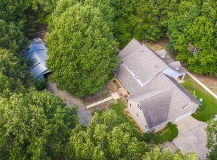 2425 Clay Pond Dr, Oakland, TN 38060