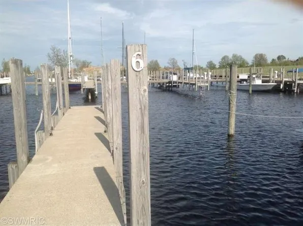 3429 Fulton Ave, Muskegon, MI 49441