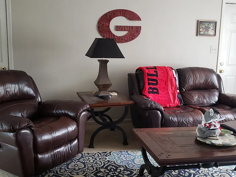 220 Mark Twain Cir — Photo 3