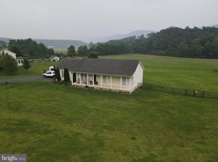 6046 Sperrys Run Rd, Rio, WV 26755