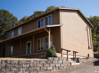 33715 Viewcrest Dr NE, Albany, OR 97322