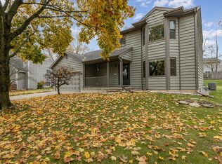 3806 Ridgewood Ct, Valparaiso, IN 46383