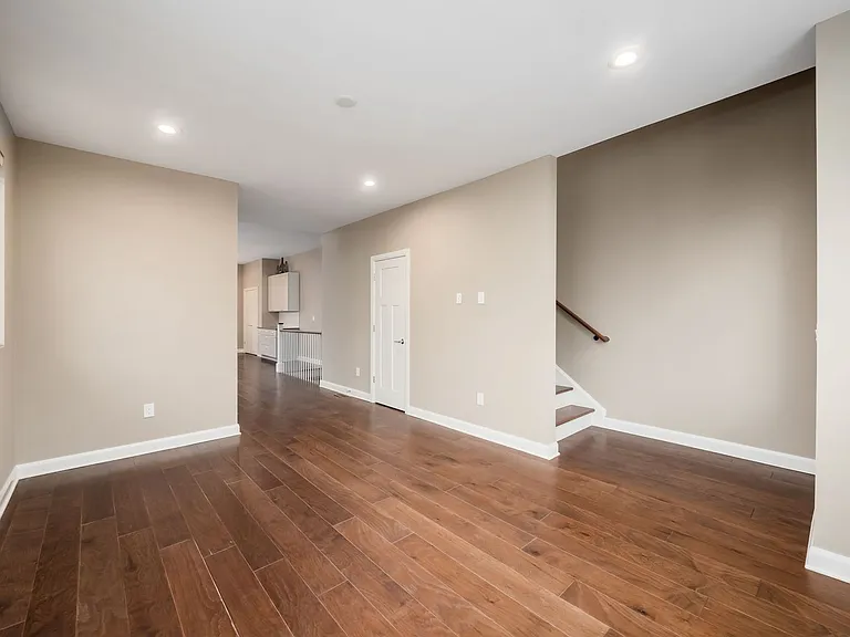 1147 N 4th St — Photo 12