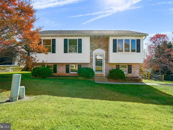 520 Saint Charles St, Elkton, MD 21921