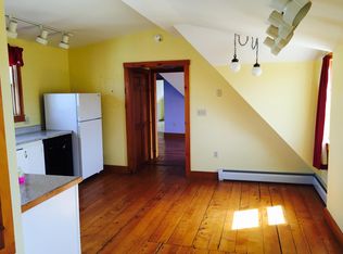 80 Roxbury St #2, Keene, NH 03431