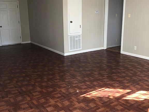 4th image of 13 Audubon Dr #11