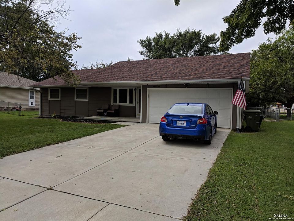 1st image of 2808 Linda Ln