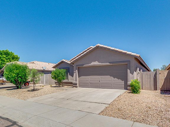 2nd image of 2614 E Fawn Dr