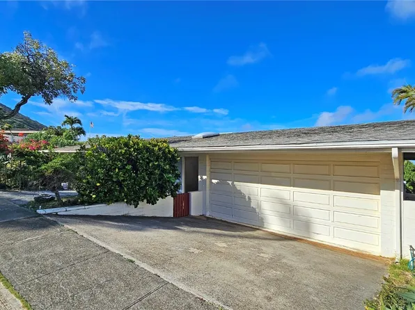 104 Waialeale St, Honolulu, HI 96825