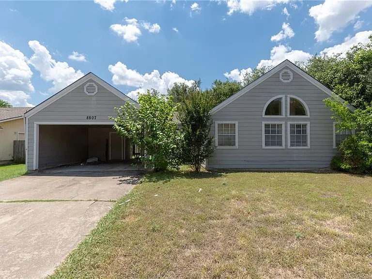 8807 Pineridge Dr #A — Photo 7