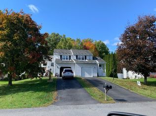 66 Cooks Ct, Waterford, NY 12188